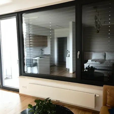 Free Private Parking, Location, Nuslesky Pivovar Sunset Balcony Home, プラハ