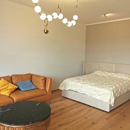 Apartment Free Private Parking, Location, Nuslesky Pivovar Sunset Balcony Home, *